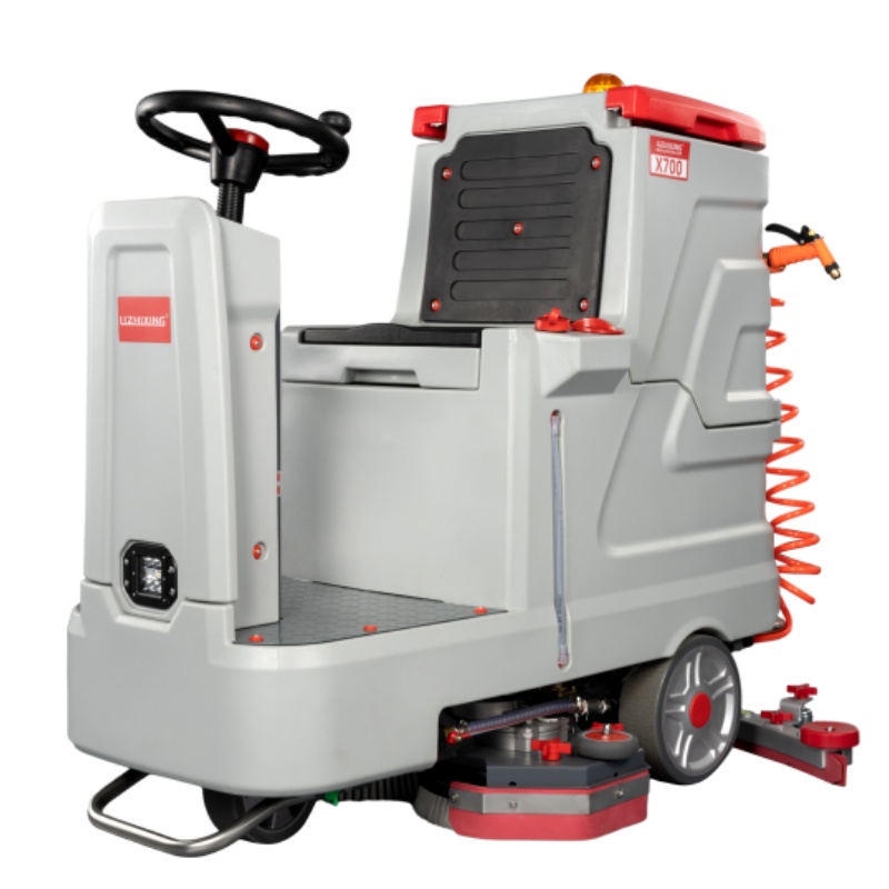 万州坦洁全自动驾驶式洗地机X700